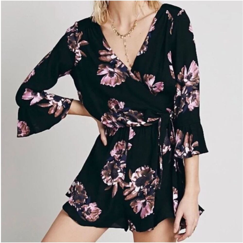 Free People Black Floral Romper Long Sleeve Wrap Size Small